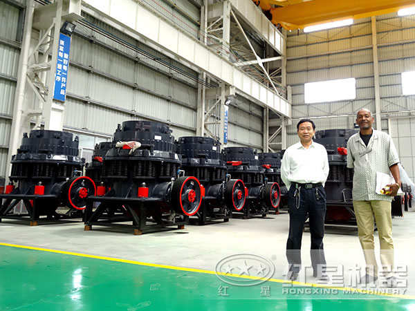復(fù)合圓錐破碎機(jī)，私人訂制價(jià)格更實(shí)惠