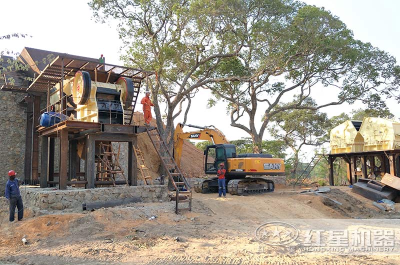 頁巖破碎、制砂海外生產(chǎn)現(xiàn)場搭建中